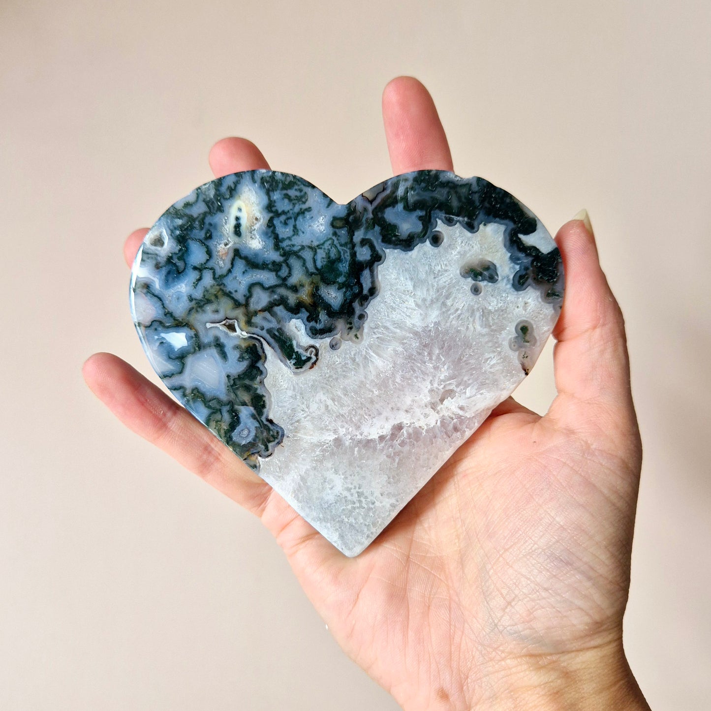 Edelsteen Druzy Mosagaat Hart op Metalen Standaard – #111 250gram