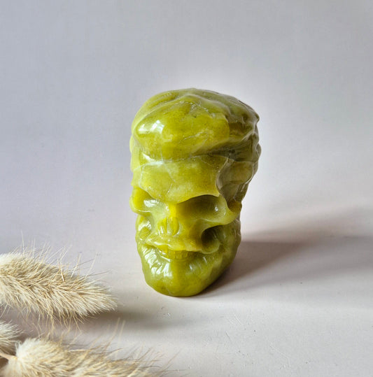 Edelsteen Carving van Serpentijn 200-300gr – Unieke decoratie met spirituele kracht