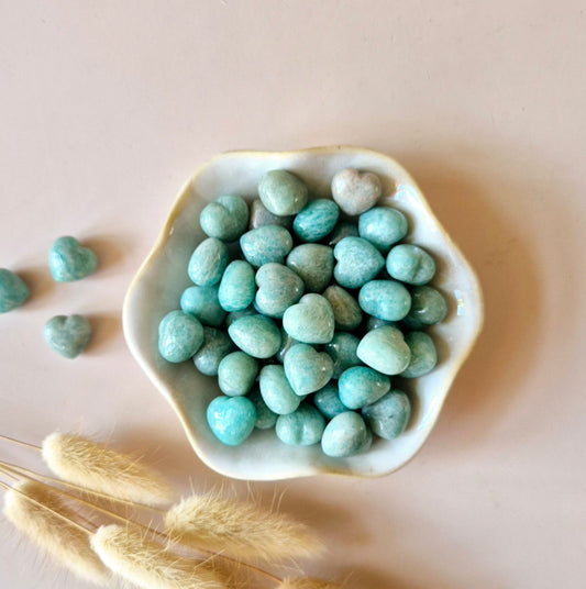 Mini Edelsteen Hartje Zaksteen – Amazoniet (1,5 cm) voor crystal confetti