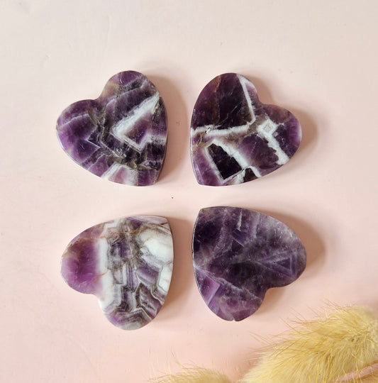 Mini-Herz - Roter Jaspis-Edelsteinherz / Taschenstein-Handschmeichler (2 x 2 cm)