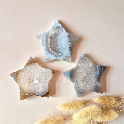 Edelsteen Druzy Grijze Agaat Ster 6-7cm| Kristallen Ster Carving vol Licht & Rust