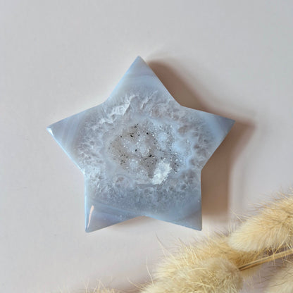 Edelsteen Druzy Grijze Agaat Ster 6-7cm| Kristallen Ster Carving vol Licht & Rust
