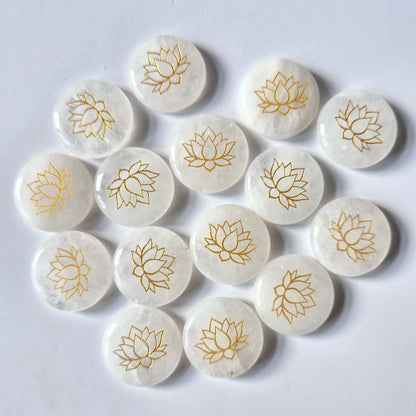 Gemstone Celestite Palmstone (6-8 cm) – Angelic Peace &amp; Spiritual Connection Handstone worrystone worrystone
