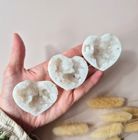 White Agate Druzy Geode Hart (4–6 cm)