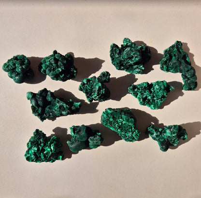 Velvet Malachite - Raw Malachite Gemstone Piece E. 95gr.
