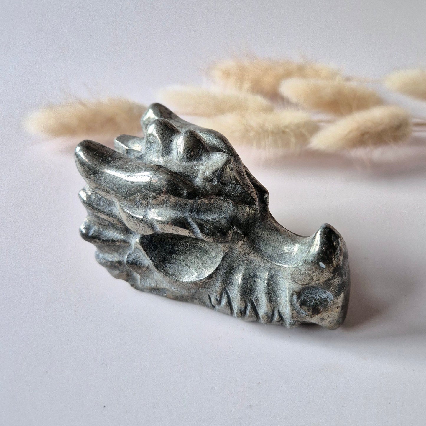 Edelstein Super Auffälliger Labradorit Drachenschädel (5–6 cm) - Drachenschädel