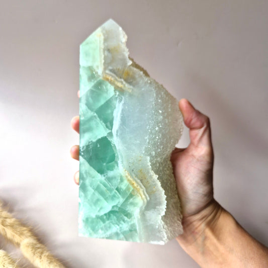 Groene Fluoriet Punt – Ruw & Gepolijst | Uniek Druzy Stuk 1038gram