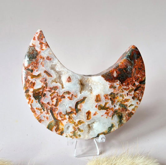 Rode Druzy Mosagaat Maan (8-10 cm) op standaard – #55