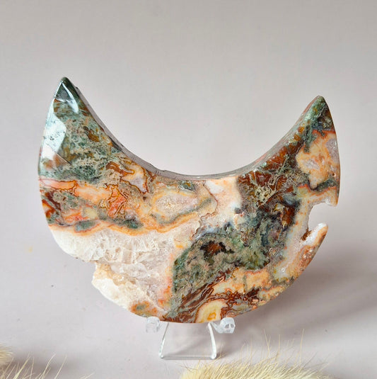 Rode Druzy Mosagaat Maan (8-10 cm) op standaard – #56