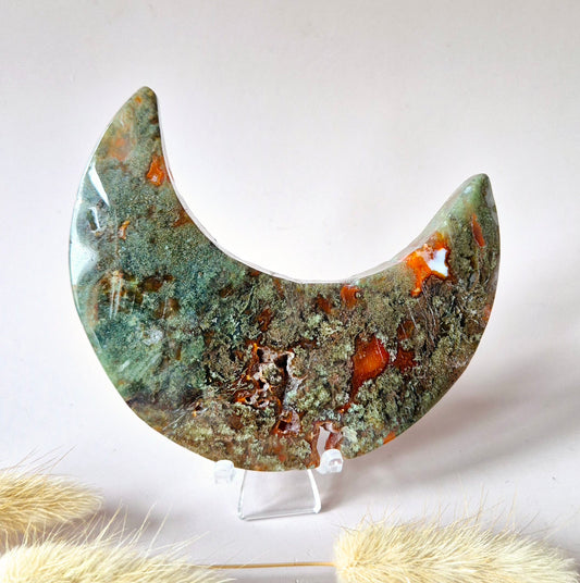 Rode Druzy Mosagaat Maan (8-10 cm) op standaard – #58