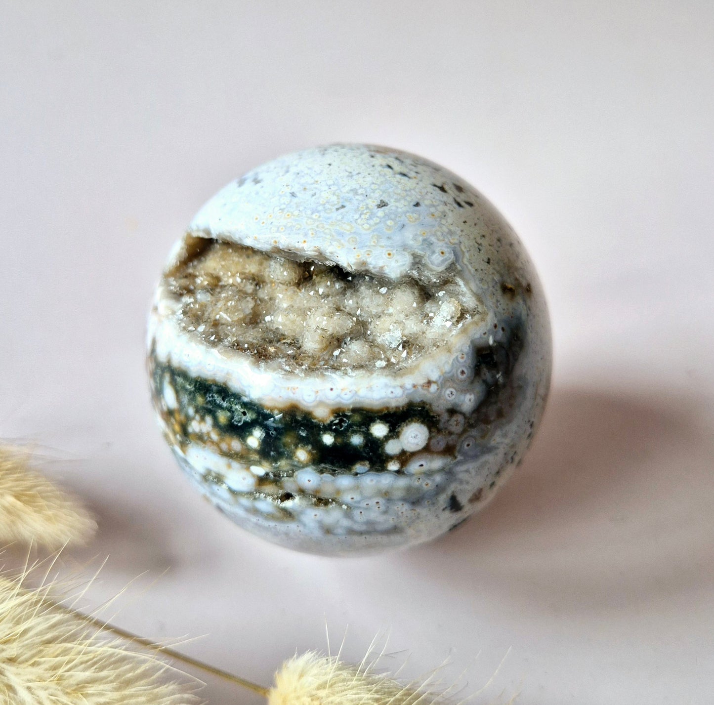 Kristallen Edelsteen Bol Ocean Jasper Bol – 50–60 mm – Druzy & Details