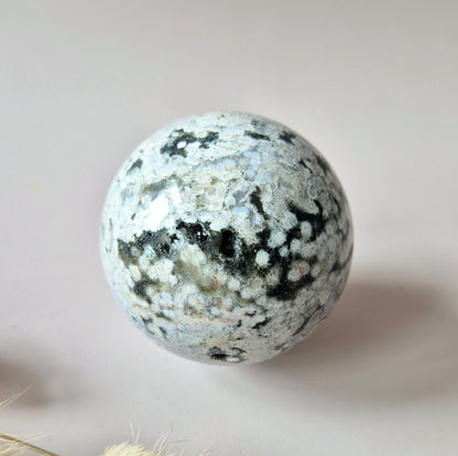 Kristallen Edelsteen Bol Ocean Jasper Bol – 50–60 mm – Druzy & Details