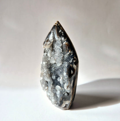 Edelsteen Druzy Sphalerite Flame Sculptuur #5 - 300g