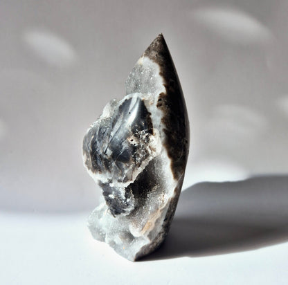 Edelsteen Druzy Sphalerite Flame Sculptuur #7 - 270g