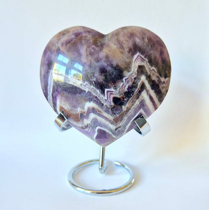 XXL Edelsteen Chevron Amethist Hart – 610 g – Kracht, Zuivering & Intuïtie (dream Amethist)