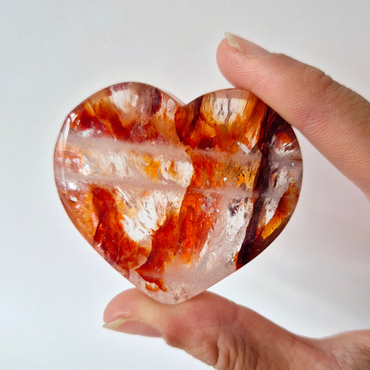 Fire Quartz Edelsteen Schaaltje (5-6cm) Hartvorm Heart