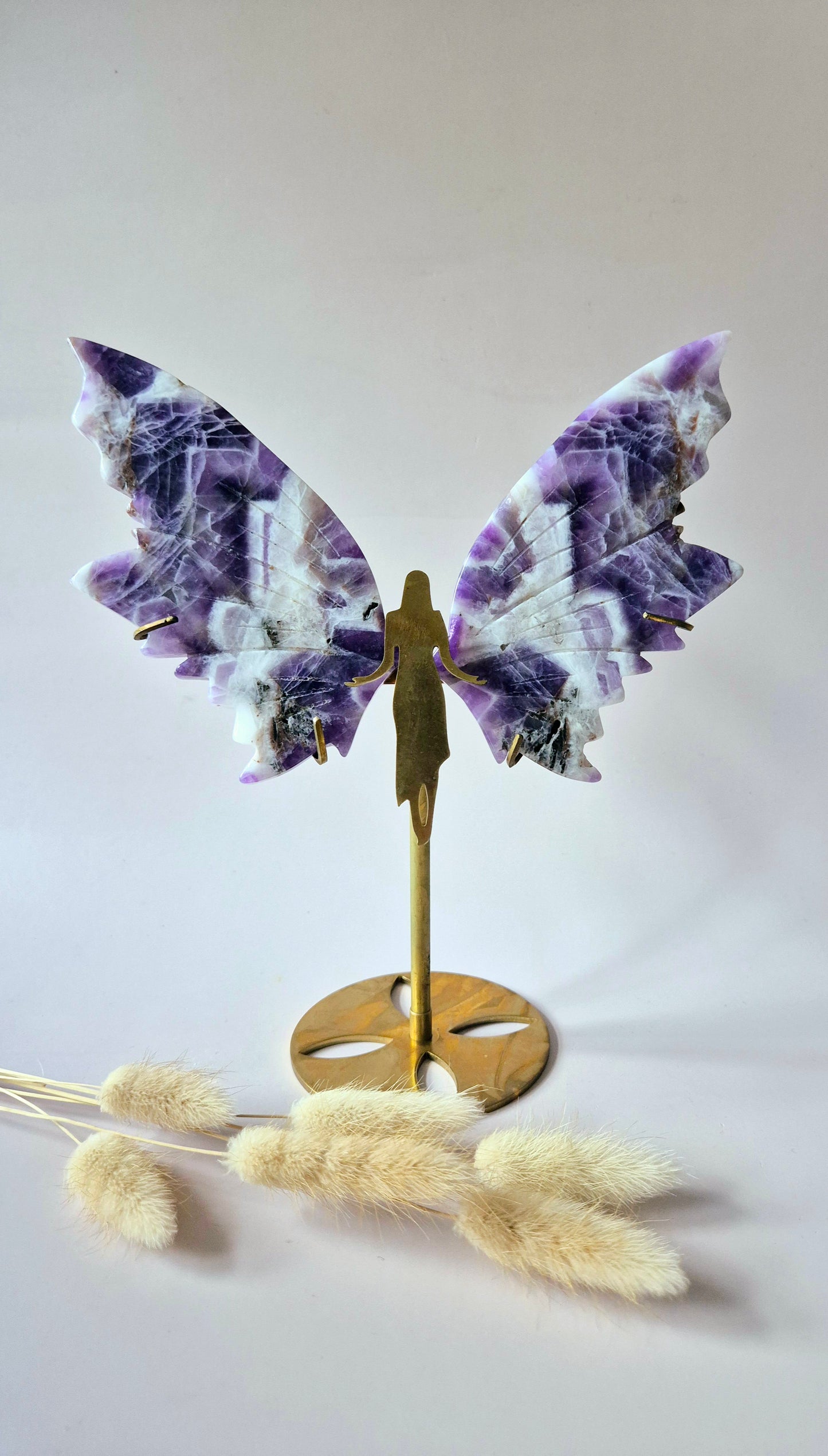 XL Dream Amethist Fee XL Vleugels inclusief  Metalen Standaard