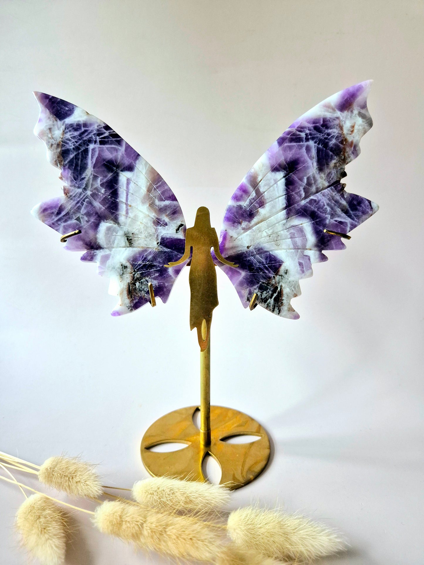 XL Dream Amethist Fee XL Vleugels inclusief  Metalen Standaard