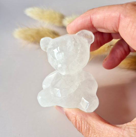 Edelsteen Crystal Carving Beer – Bergkristal