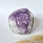 Edelsteen Gepolijste Amethist Geode van 757gram – Spirituele Eyecatcher met Krachtige Energie