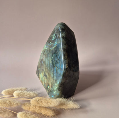 XXL Labradoriet Freeform van 1800g – Intense Flash & Spirituele Bescherming