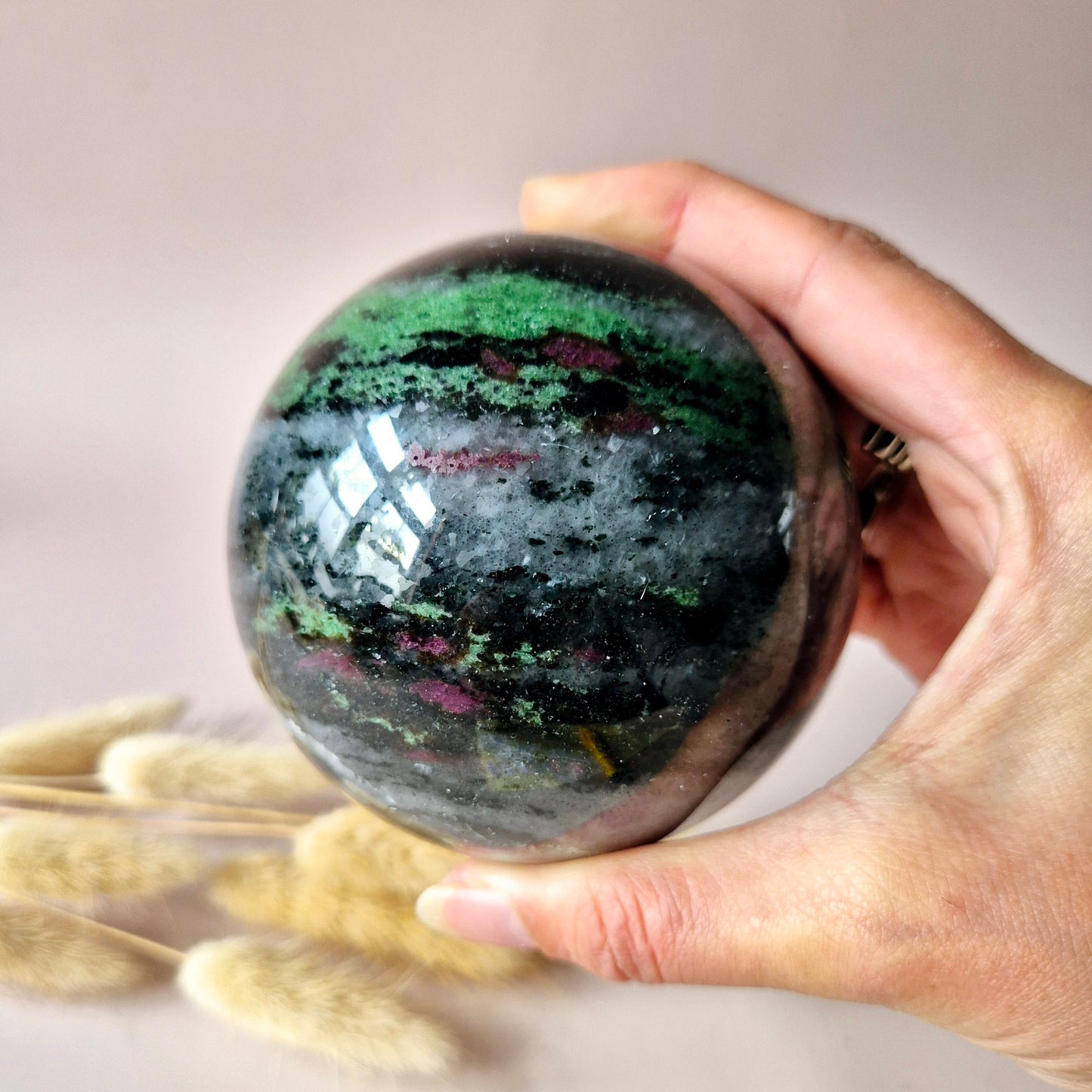 XL Ruby in Zoisiet Edelsteen Bol – 85 mm / 925 g – Kracht & Passie in Balans