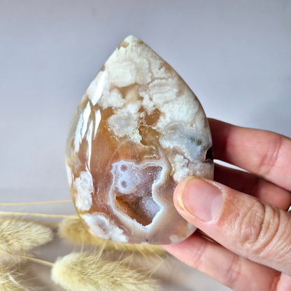 Edelsteen Druzy Pink Amethist flame 123g (Roze Amethist)