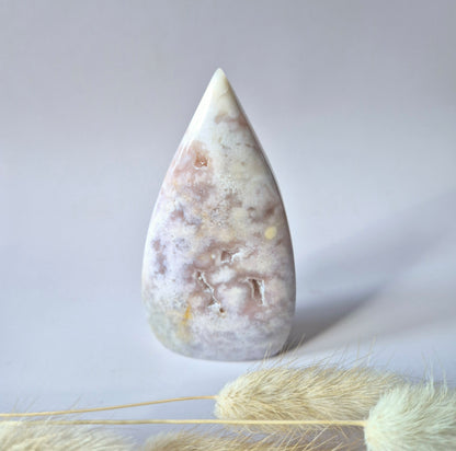 Edelsteen Druzy Pink Amethist flame 157g (Roze Amethist)