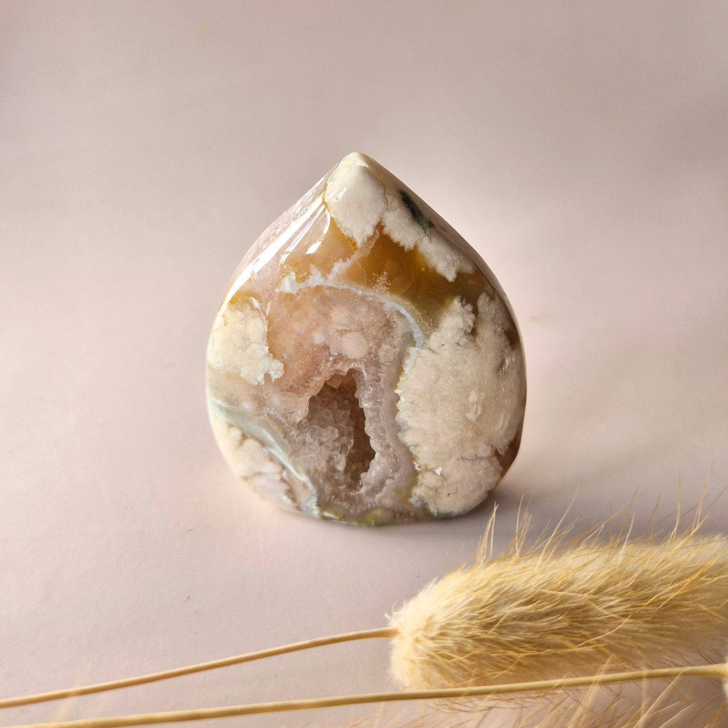 Edelsteen Druzy Pink Amethist flame 89g (Roze Amethist)