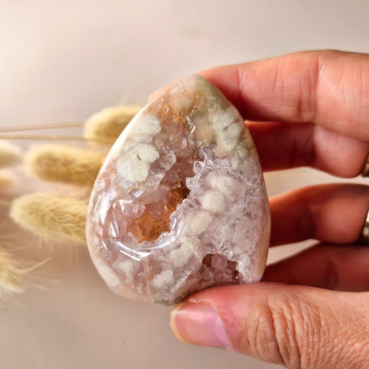 Edelsteen Druzy Pink Amethist flame 57g (Roze Amethist)