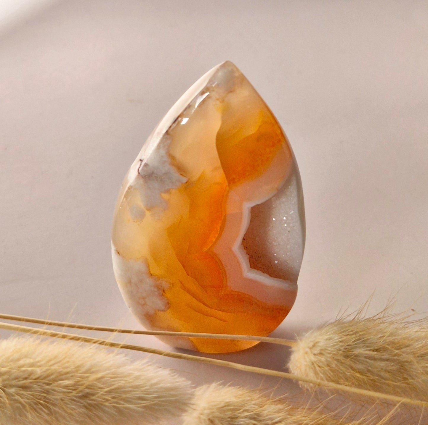 Edelsteen Druzy Pink Amethist flame 72g (Roze Amethist)