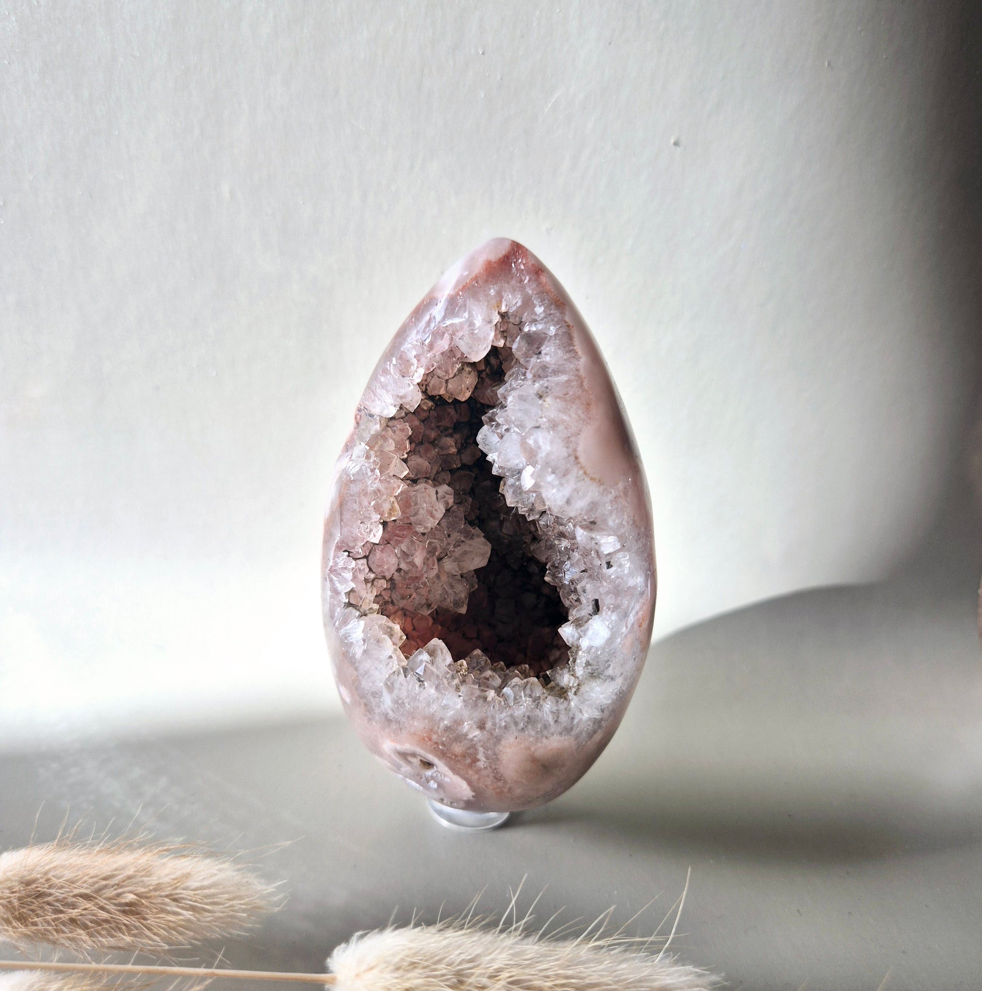 Pink Amethist ei 336 gram met druzy – roze kristal voor liefde, heling en rust – Moonlight Gemstones