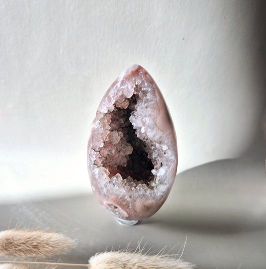 Pink Amethist ei 336 gram met druzy – roze kristal voor liefde, heling en rust – Moonlight Gemstones