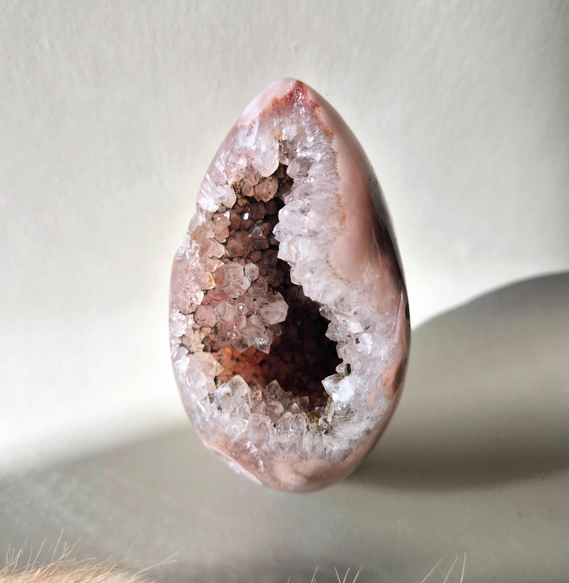 Pink Amethist ei 336 gram met druzy – roze kristal voor liefde, heling en rust – Moonlight Gemstones