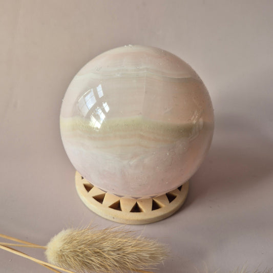 Pink Calcite Kristallen Bol 70mm  – (485gram) Statement piece Roze Calciet UV reactief Sphere