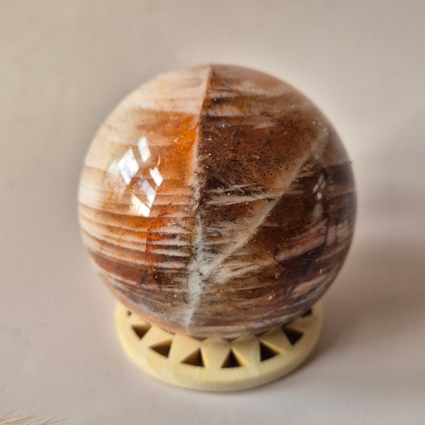 XL Fire Quartz Kristallen Bol – 70 mm (468g)| Energieversterkende Edelsteen voor Kracht en Focus