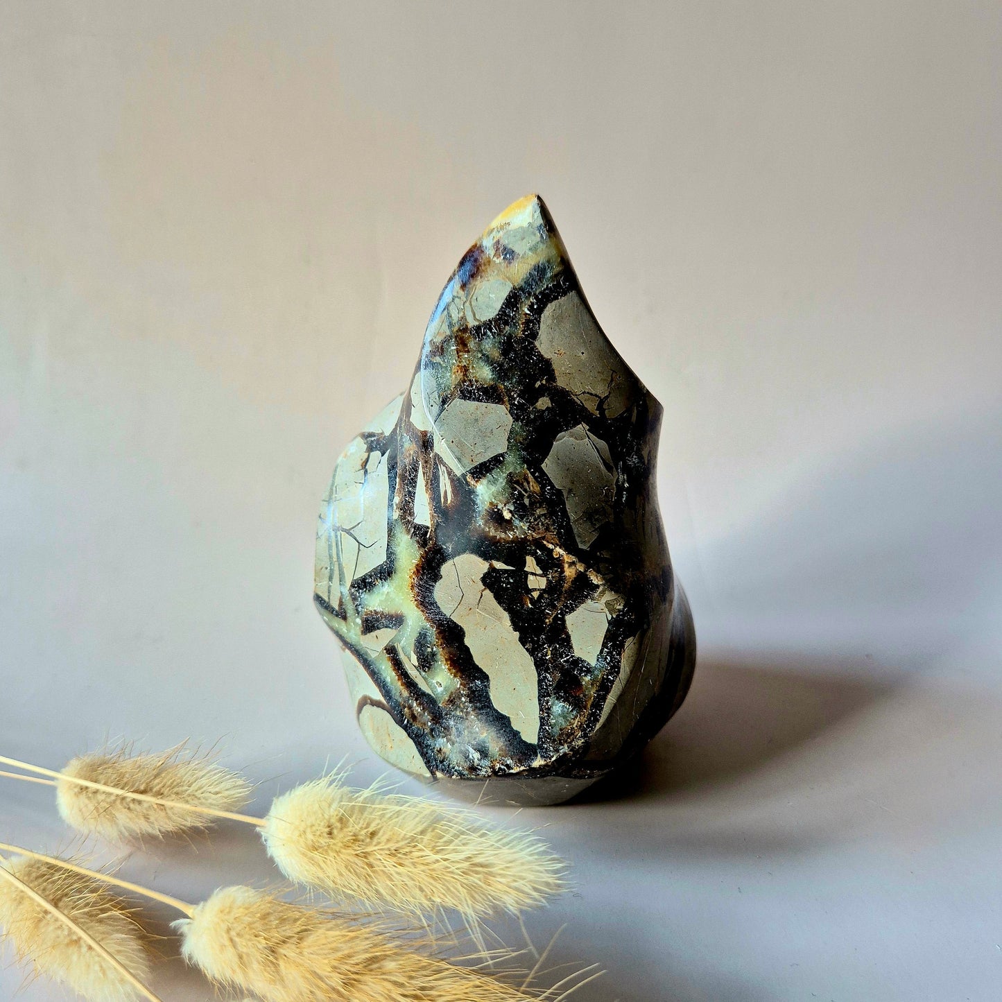 Edelstein Blauer Mondstein Flamme 7-9cm mit schönem Blitz