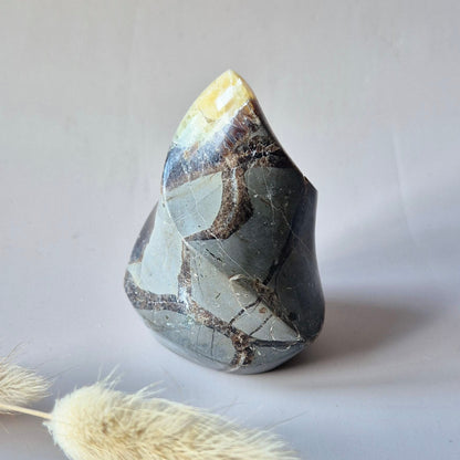 Edelstein Blauer Mondstein Flamme 7-9cm mit schönem Blitz