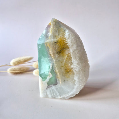 Grüne Fluoritspitze – Roh &amp; Poliert | Einzelstück 524 Gramm