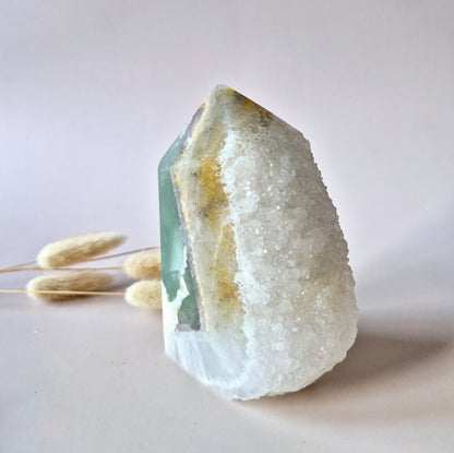 Grüne Fluoritspitze – Roh &amp; Poliert | Einzelstück 524 Gramm