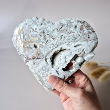 Mexikanisches Crazy Lace Achat Herz mit Ständer