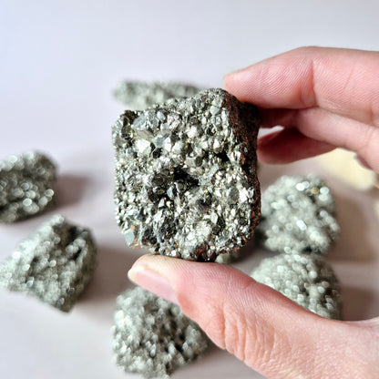 Edelsteen Ruwe Pyriet Stukken – Sparkling Natural Clusters