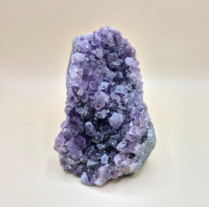 Edelsteen Gepolijste Amethist Geode van 383gram – Spirituele Eyecatcher met Krachtige Energie