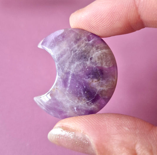 Edelsteen Maan 3cm Amethist – Handsteen worrystone zorgensteen Palmsteen spiritueel cadeau