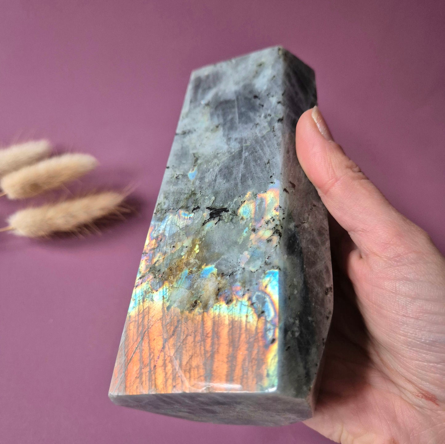 XL-Edelstein-Obeliskenturm aus Labradorit – 300 g – 10,6 cm | Super-Flash-Alarm!