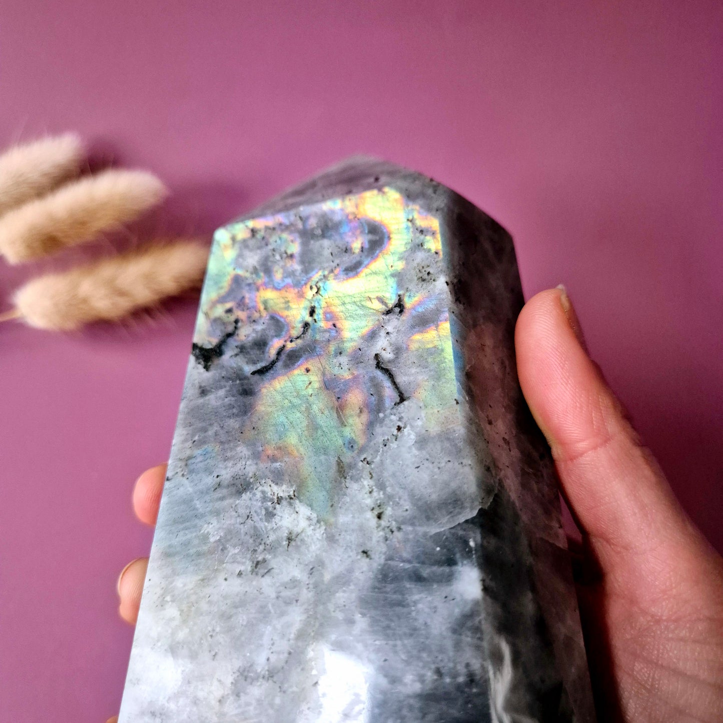 XL-Edelstein-Obeliskenturm aus Labradorit – 300 g – 10,6 cm | Super-Flash-Alarm!