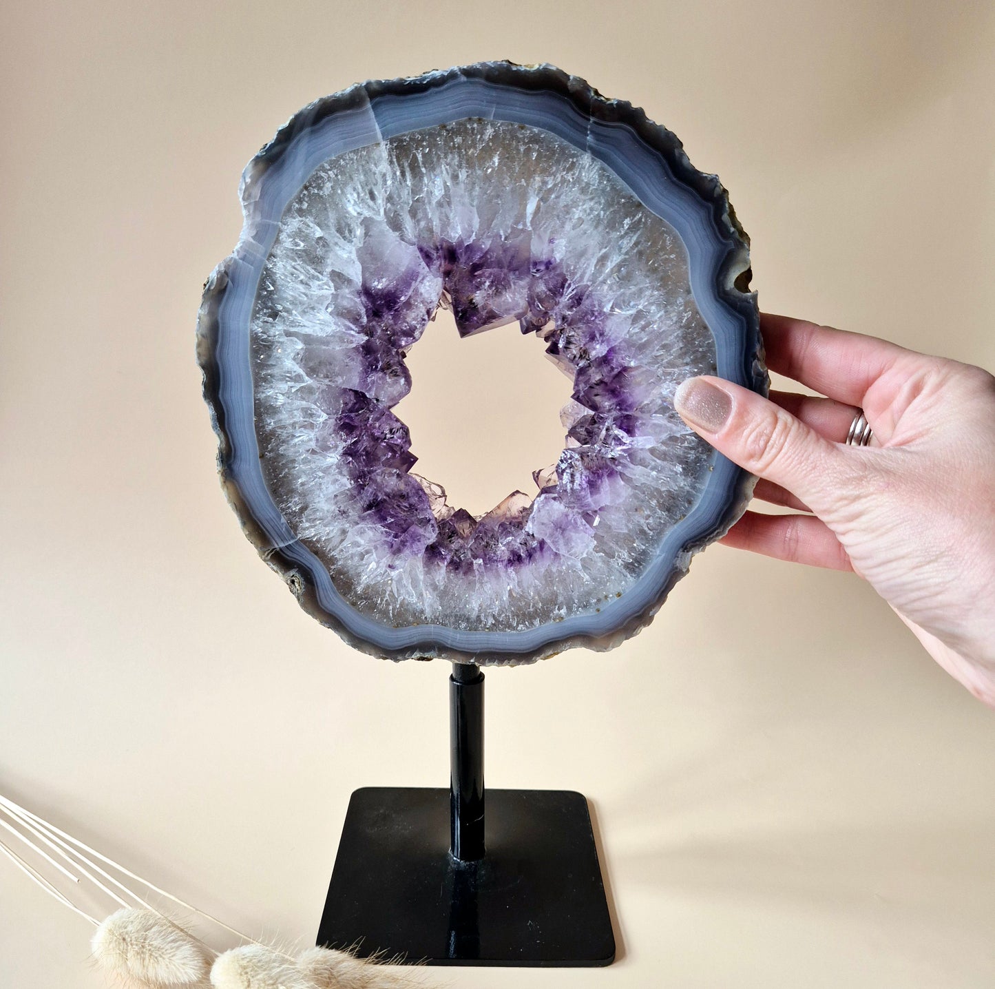 Edelsteen Amethist Agaat Ring op Metalen Standaard (1600 g) -  Spiritueel Decor