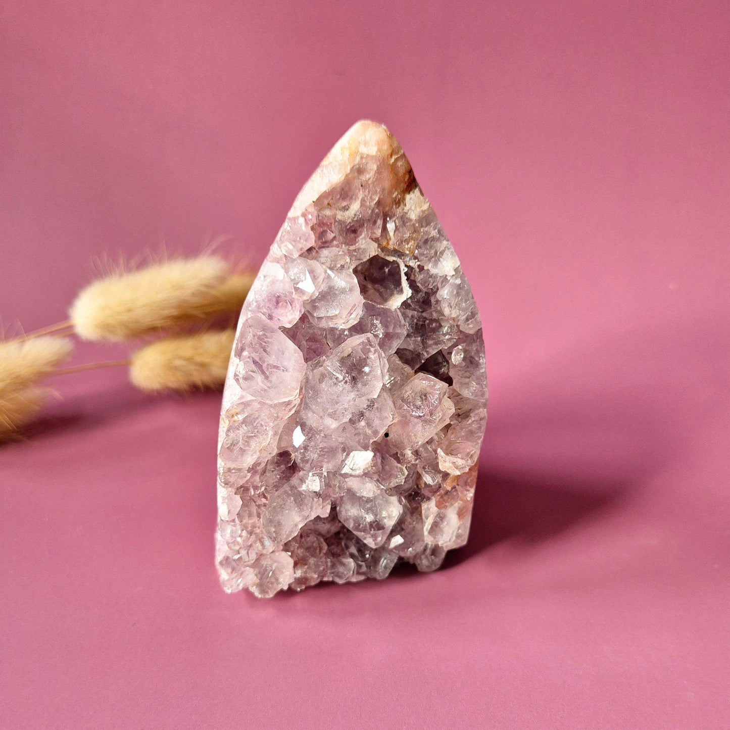 XL Edelsteen Druzy Pink Amethist Geode Freeform van 525 gram Statement Piece