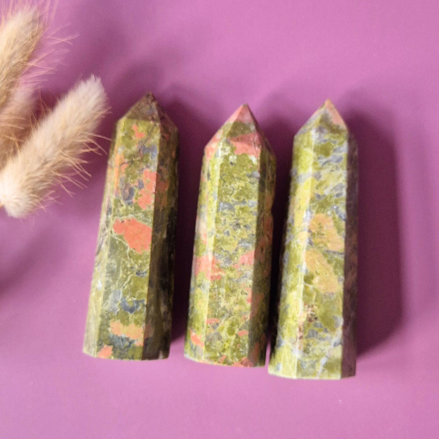 Edelsteen Unakite Toren (8–10 cm)  Balans • Groei • Emotionele Heling