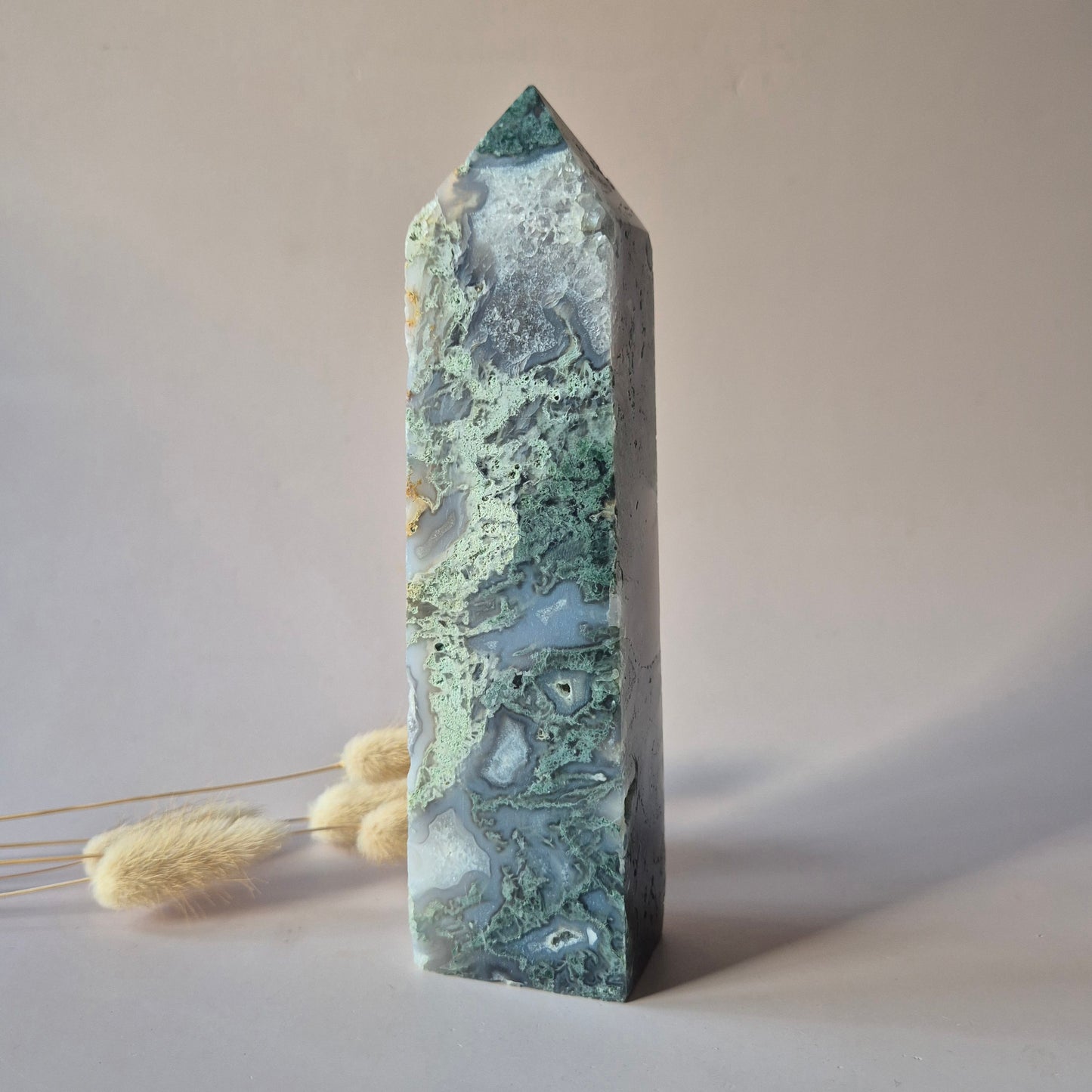 XXL Mosagaat Edelsteen Toren (637 g) Obelisk / Tower / Point